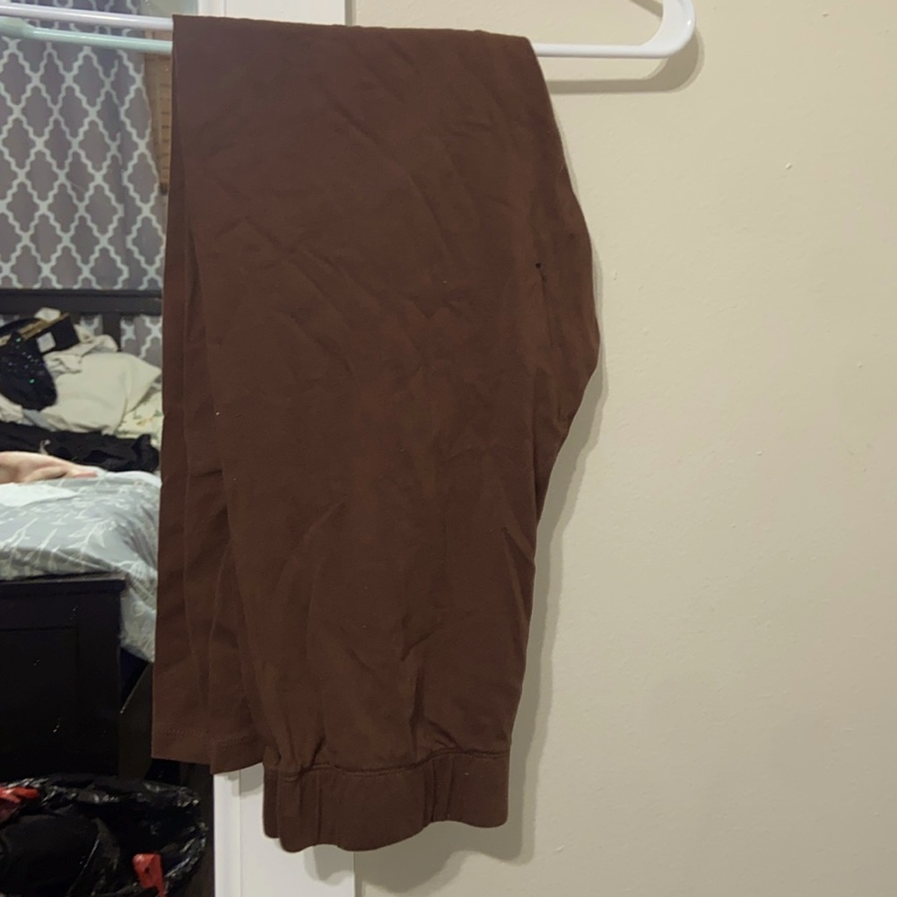 Brown leggings